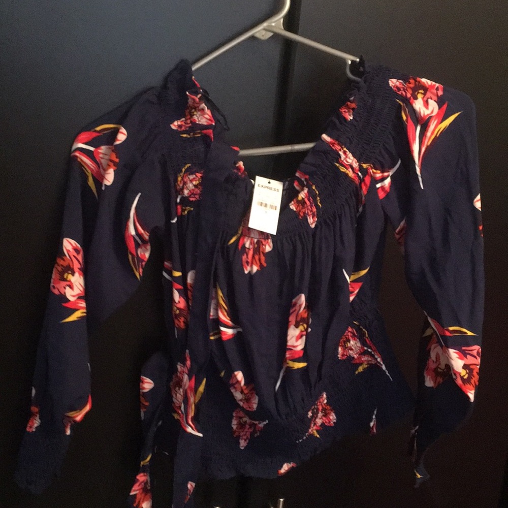 Blouse - Picture 3 of 4